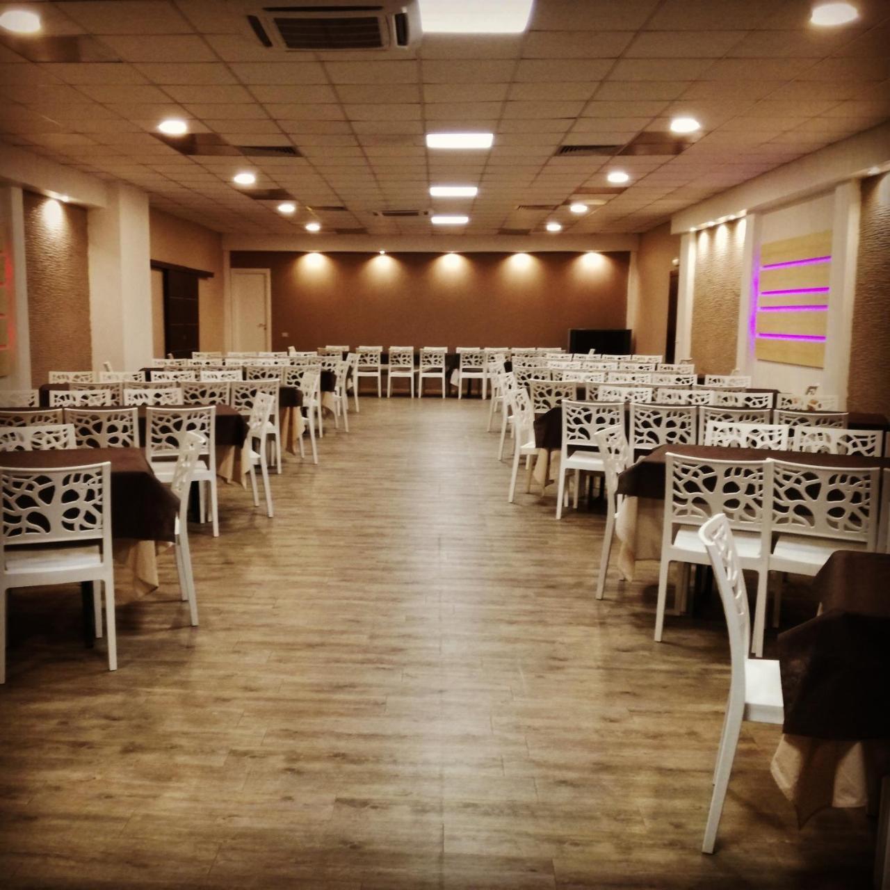 Ostello Victor Center อัสซิซี ภายนอก รูปภาพ